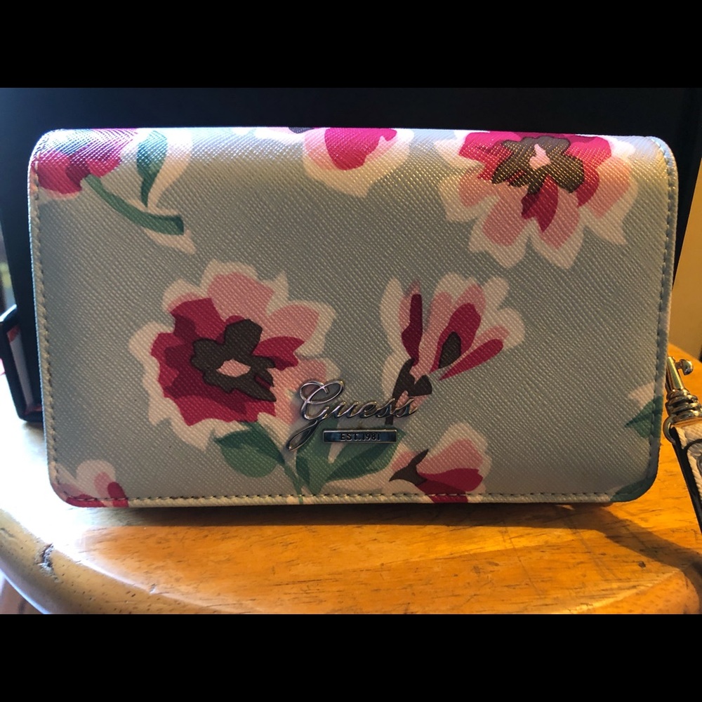 Guess floral wristlet wallet